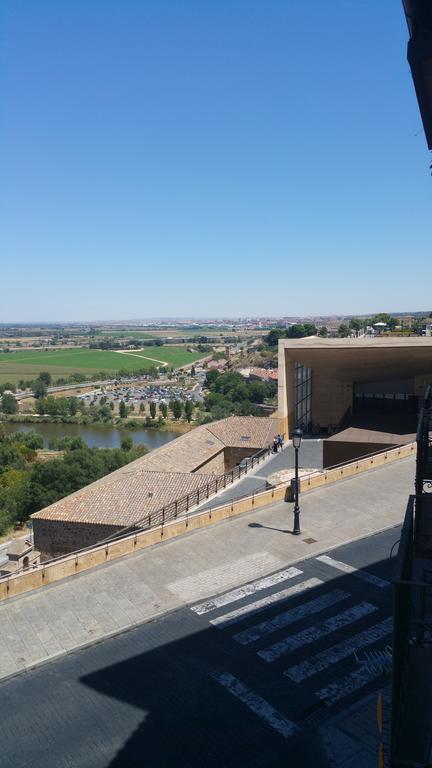 Toledo Flat, City Centre ภายนอก รูปภาพ